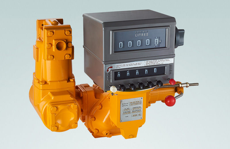 M-50-NX-1預(yù)置流量計(jì)帶機(jī)械預(yù)置計(jì)數(shù)器、打印機(jī)、過濾器、分離器和預(yù)置閥